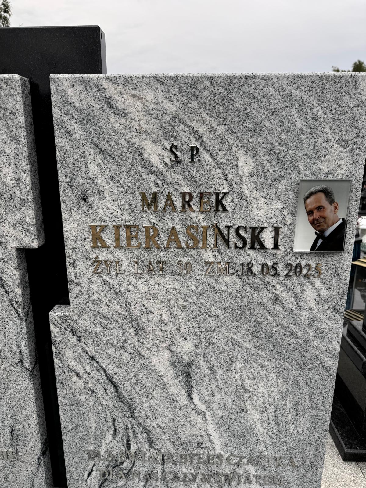 Grób Marek Kierasiński